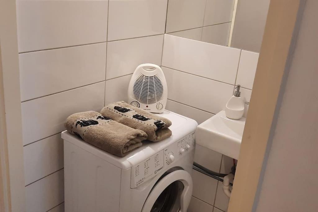 Nice Downtown Apartment Budapest Ngoại thất bức ảnh